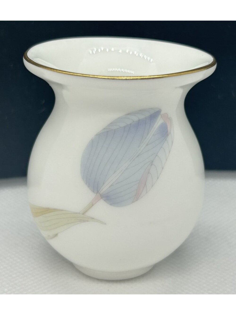 Miniature Sweet Bud Flower VASE Mikasa Japan 2 1/4” Elegant Petite Minimalist